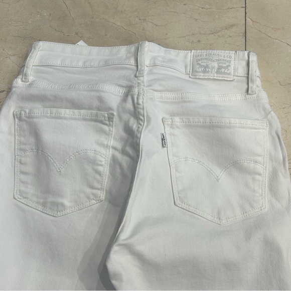 Levi’s Women 721 distressed High Rise Skinny jeans Size 28 in White - Picture 2 of 7